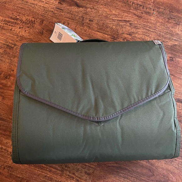 Little unicorn midnight poppy outdoor blanket 5x10ft - Picture 12 of 12